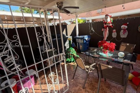 Copropriété à louer à Miami, Floride: 2 chambres, 94.76 m2 № 1994485 - photo 26