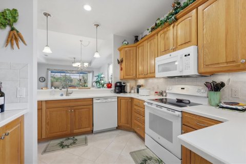 Villa ou maison à vendre à Port Charlotte, Floride: 3 chambres, 195.56 m2 № 2284734 - photo 12
