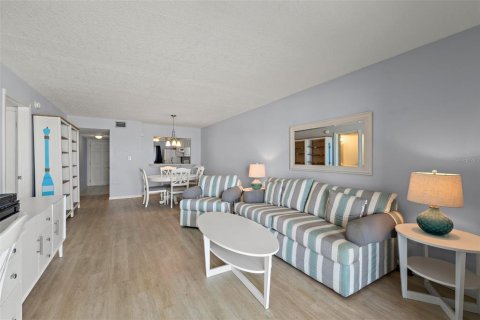 Copropriété à vendre à Indialantic, Floride: 2 chambres, 101.26 m2 № 2093061 - photo 13