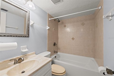 Copropriété à vendre à Indialantic, Floride: 2 chambres, 101.26 m2 № 2093061 - photo 23