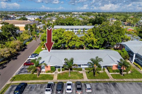 Condominio en venta en Largo, Florida, 2 dormitorios, 92.9 m2 № 1882845 - foto 7