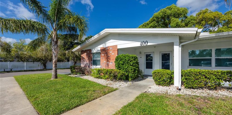 Condominio en Largo, Florida, 2 dormitorios  № 1882845