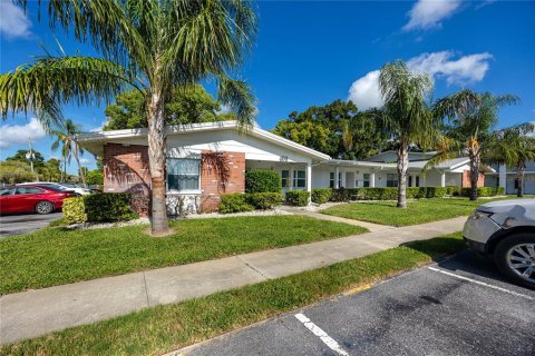 Condominio en venta en Largo, Florida, 2 dormitorios, 92.9 m2 № 1882845 - foto 4