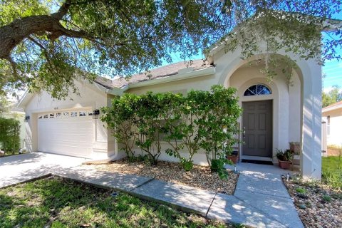 House in Wesley Chapel, Florida 4 bedrooms, 172.98 sq.m. № 2394144