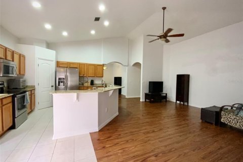 House in Wesley Chapel, Florida 4 bedrooms, 172.98 sq.m. № 2394144 - photo 7