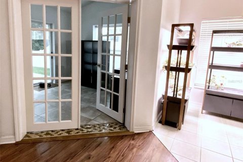 House in Wesley Chapel, Florida 4 bedrooms, 172.98 sq.m. № 2394144 - photo 11