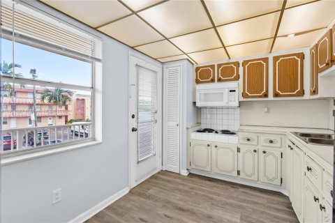 Copropriété à louer à Miami, Floride: 1 chambre, 76.64 m2 № 1971743 - photo 22