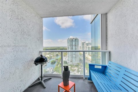 Condo in Sunny Isles Beach, Florida, 3 bedrooms  № 2053095 - photo 28