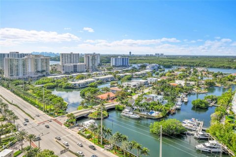 Condo in Sunny Isles Beach, Florida, 3 bedrooms  № 2053095 - photo 29