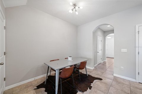 Touwnhouse à vendre à Sarasota, Floride: 3 chambres, 160.16 m2 № 2341569 - photo 10