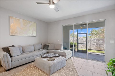 Touwnhouse à vendre à Sarasota, Floride: 3 chambres, 160.16 m2 № 2341569 - photo 12