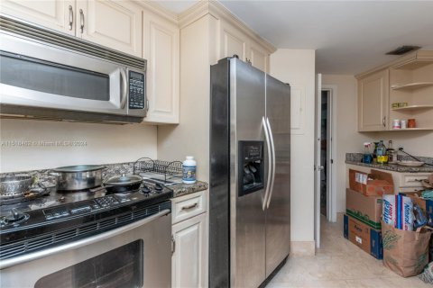 Condo in Miami, Florida, 2 bedrooms  № 1764136 - photo 26