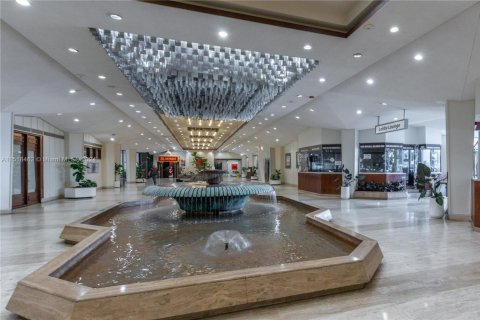 Condo in Miami, Florida, 2 bedrooms  № 1764136 - photo 28