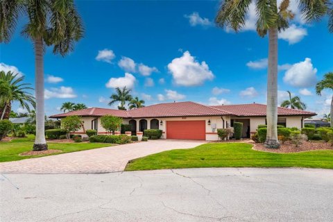 Villa ou maison à vendre à Punta Gorda, Floride: 3 chambres, 217.02 m2 № 2148154 - photo 3