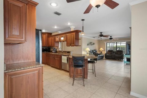Villa ou maison à vendre à Punta Gorda, Floride: 3 chambres, 217.02 m2 № 2148154 - photo 12