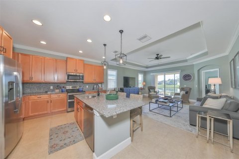 Adosado en venta en Sun City Center, Florida, 2 dormitorios, 154.96 m2 № 1828400 - foto 11