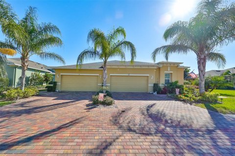 Adosado en venta en Sun City Center, Florida, 2 dormitorios, 154.96 m2 № 1828400 - foto 5