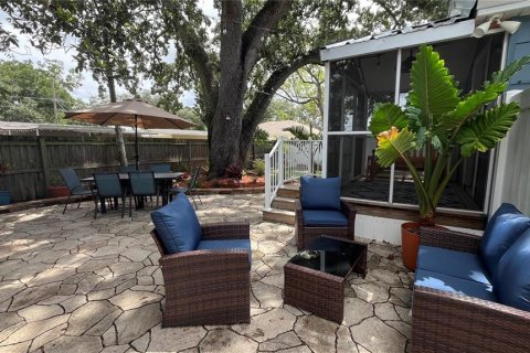 Villa ou maison à vendre à Tampa, Floride: 4 chambres, 120.4 m2 № 2267007 - photo 29