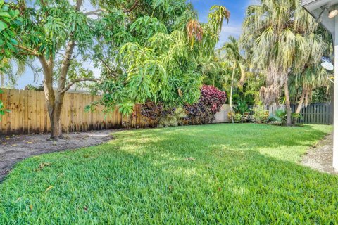 Casa en venta en Wilton Manors, Florida, 3 dormitorios, 121.24 m2 № 1104729 - foto 1