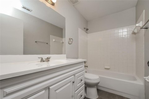 Casa en alquiler en Winter Haven, Florida, 3 dormitorios, 118.54 m2 № 1913963 - foto 15