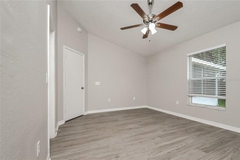 Casa en alquiler en Winter Haven, Florida, 3 dormitorios, 118.54 m2 № 1913963 - foto 10