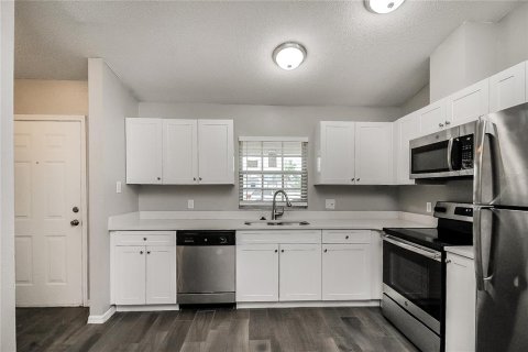 Casa en alquiler en Winter Haven, Florida, 3 dormitorios, 118.54 m2 № 1913963 - foto 5