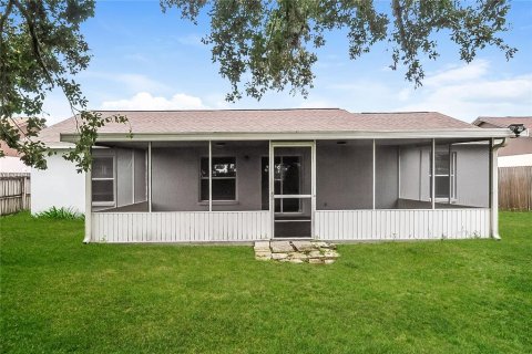 Casa en alquiler en Winter Haven, Florida, 3 dormitorios, 118.54 m2 № 1913963 - foto 16