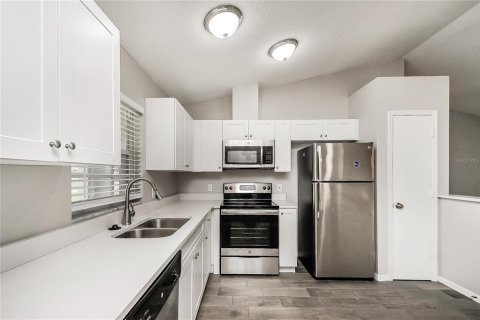 Casa en alquiler en Winter Haven, Florida, 3 dormitorios, 118.54 m2 № 1913963 - foto 4