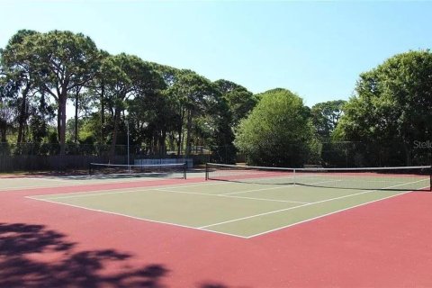 Condo in Sarasota, Florida, 2 bedrooms  № 1722064 - photo 5