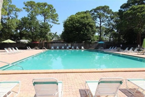 Condo in Sarasota, Florida, 2 bedrooms  № 1722064 - photo 4