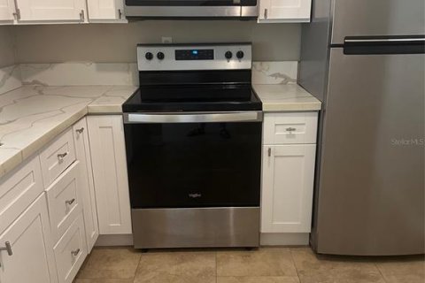 Condo in Sarasota, Florida, 2 bedrooms  № 1722064 - photo 11