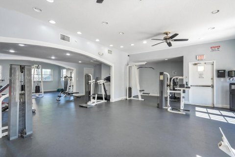 Copropriété à vendre à Doral, Floride: 1 chambre, 75.25 m2 № 2008485 - photo 18