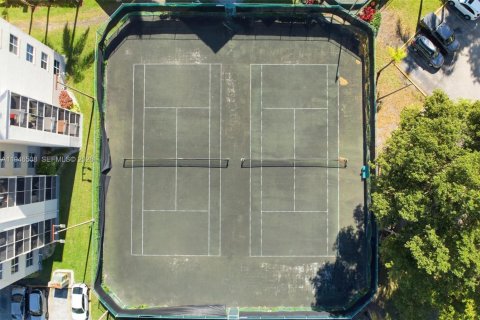 Copropriété à vendre à Doral, Floride: 1 chambre, 75.25 m2 № 2008485 - photo 25