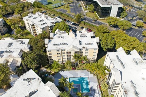 Copropriété à vendre à Doral, Floride: 1 chambre, 75.25 m2 № 2008485 - photo 22