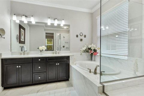 House in Palmetto, Florida 4 bedrooms, 223.24 sq.m. № 1797839 - photo 27
