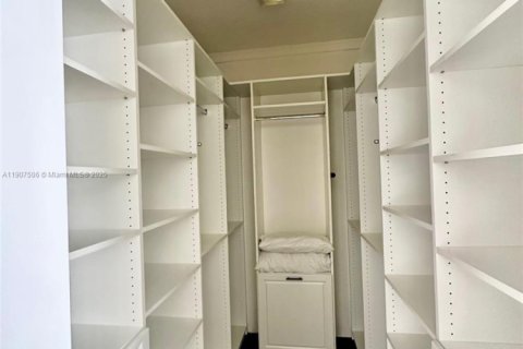 Touwnhouse à vendre à Boca Raton, Floride: 2 chambres, 125.79 m2 № 1965064 - photo 17