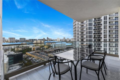 Copropriété à vendre à Sunny Isles Beach, Floride: 4 chambres, 358.05 m2 № 1951757 - photo 23