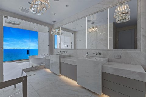 Copropriété à vendre à Sunny Isles Beach, Floride: 4 chambres, 358.05 m2 № 1951757 - photo 15