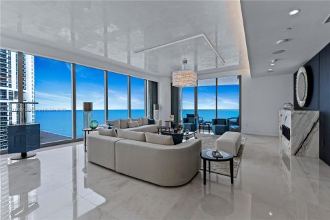 Copropriété à vendre à Sunny Isles Beach, Floride: 4 chambres, 358.05 m2 № 1951757 - photo 4