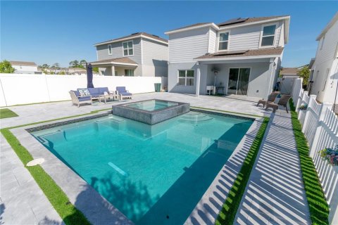 Casa en alquiler en Kissimmee, Florida, 4 dormitorios, 190.26 m2 № 1915335 - foto 4