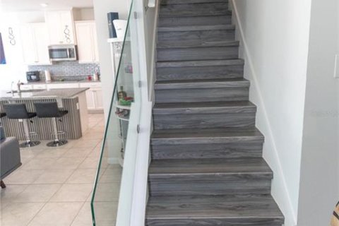 Casa en alquiler en Kissimmee, Florida, 4 dormitorios, 190.26 m2 № 1915335 - foto 11