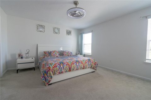 Casa en alquiler en Kissimmee, Florida, 4 dormitorios, 190.26 m2 № 1915335 - foto 12