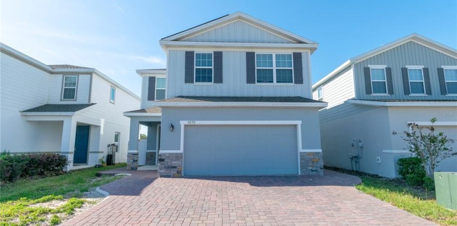 Casa en Kissimmee, Florida 4 dormitorios, 190.26 m2 № 1915335