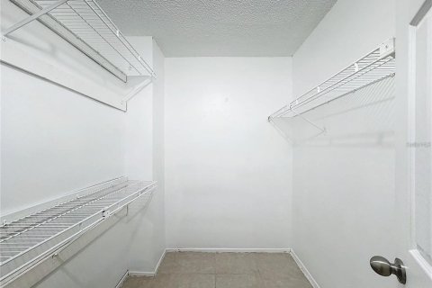 Купить виллу или дом в Киссимми, Флорида 8 комнат, 170.2м2, № 1829261 - фото 17