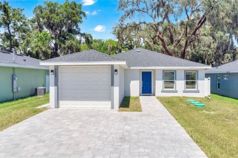 Villa ou maison à Apopka, Floride 3 chambres, 140.75 m2 № 2322296