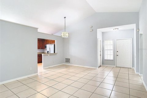 House in Orlando, Florida 3 bedrooms, 145.95 sq.m. № 1277729 - photo 6