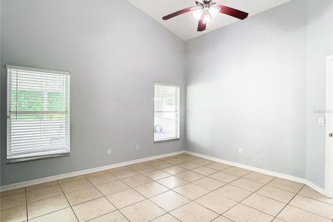House in Orlando, Florida 3 bedrooms, 145.95 sq.m. № 1277729 - photo 18