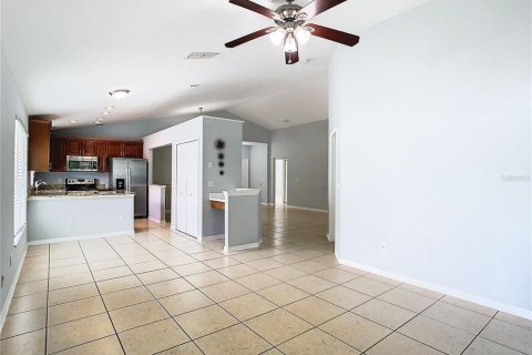 House in Orlando, Florida 3 bedrooms, 145.95 sq.m. № 1277729 - photo 16