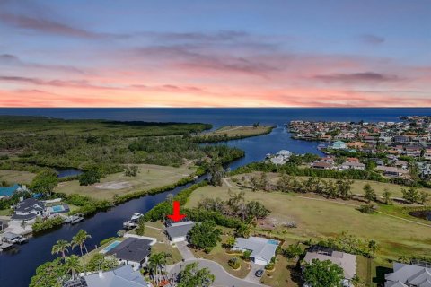 Casa en venta en Apollo Beach, Florida, 3 dormitorios, 140.19 m2 № 1725554 - foto 1