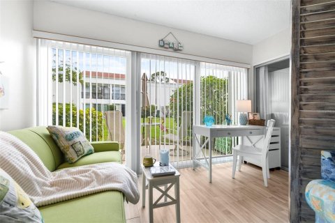 Condo in Clearwater, Florida, 1 bedroom  № 1767480 - photo 13